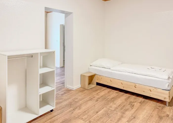 6 Detached House - Messe Fair 10min Vakantiehuis