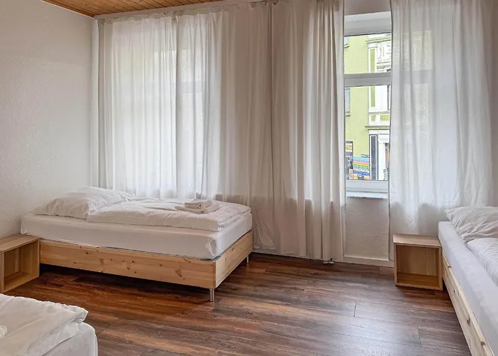 6 Detached House - Messe Fair 10min