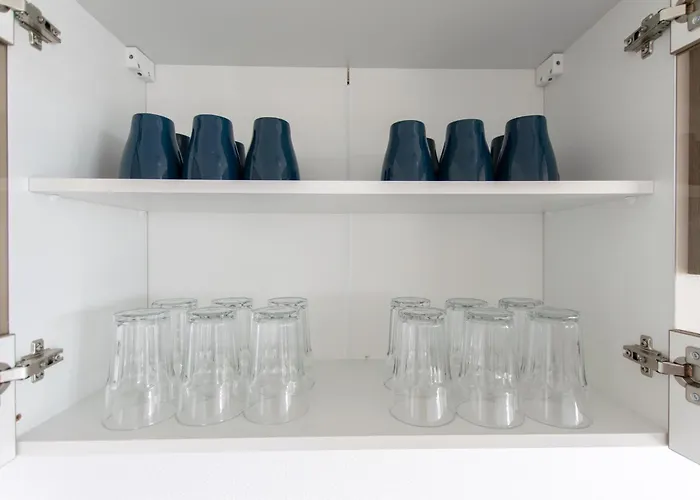 6 Detached House - Messe Fair 10min *